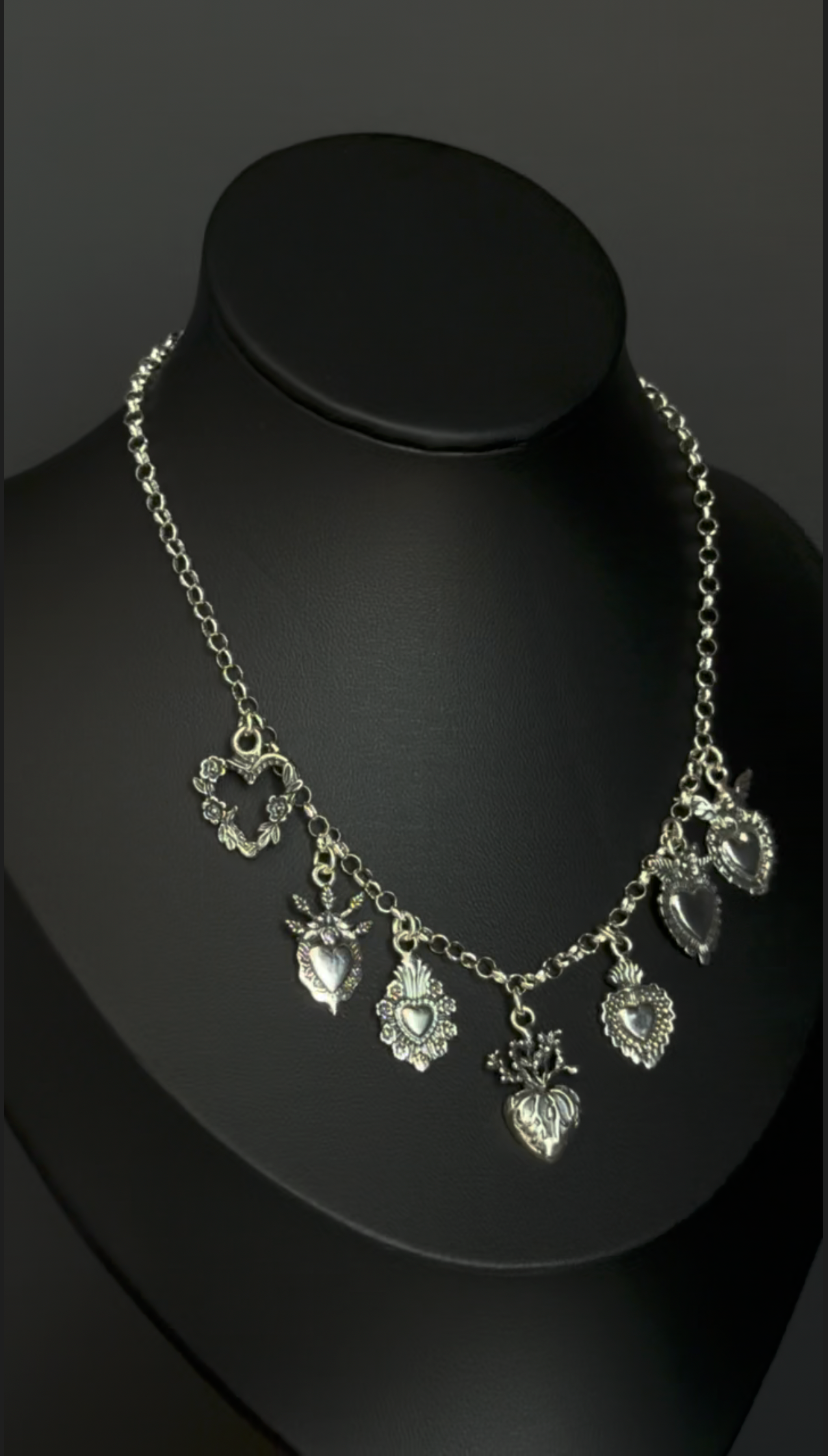 Gargantilla Sagrado Corazón — 7 Sacred Heart Charm Necklace | 925 Sterling Silver